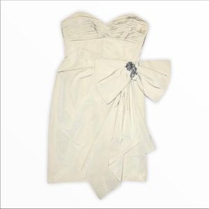 BCBGMaxAzria Beige Strapless Sweetheart Dress- Size